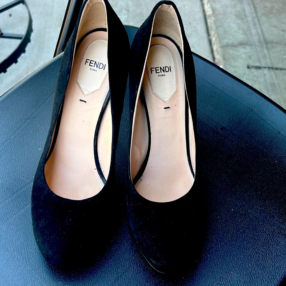 Fendi Suede heels